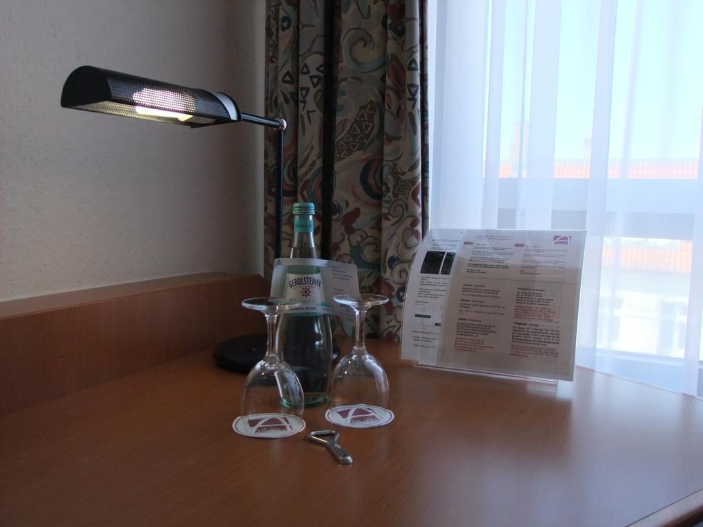 Arcadia Hotel Berlin Room photo